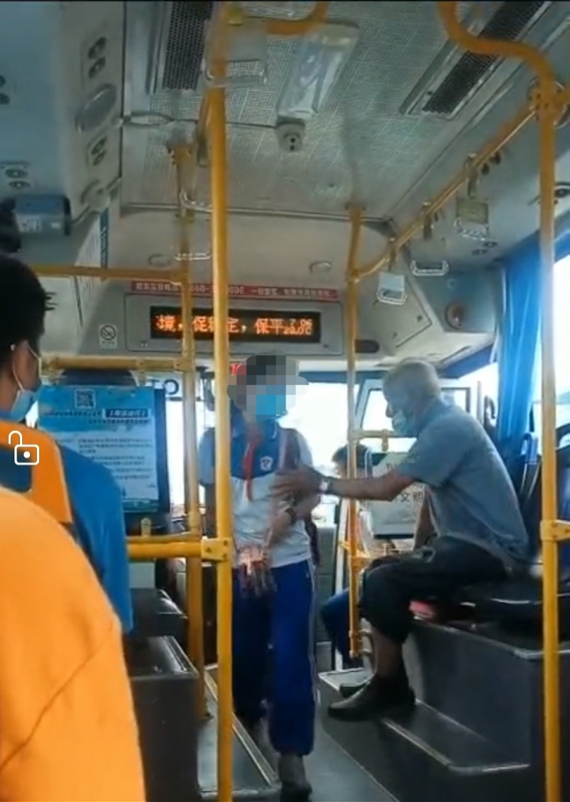 公安通报汕尾老年男子猥亵女学生:已抓获,正在审理中