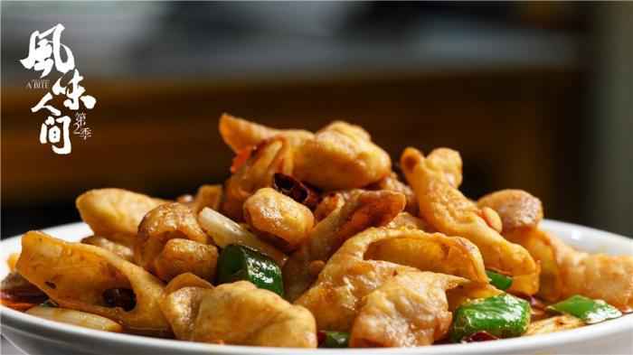 节目组供图 如何拍出美味肥肠?《风味人间2》导演分享心得